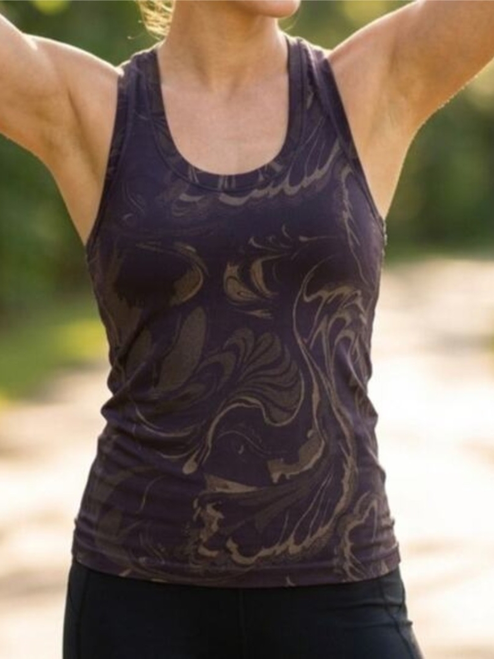 Athleta Momentum Seamless Tank Gold Swirl On Black